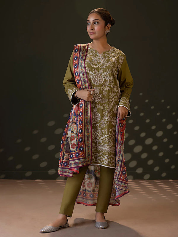 3PC Stitched Embroidered Cambric Dress